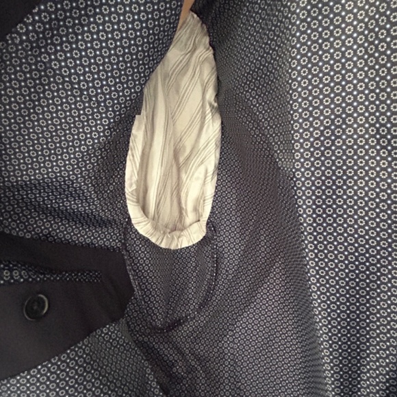 Horst Men's Blue Italian Blazer 98% Wool & 2% Elastaine Size CAD 44R - Picture 6 of 12